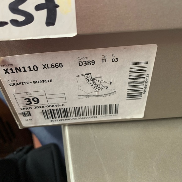 Giorgio Armani Velvet Lace-up Boots Size 39 dark grey velvet - Picture 10 of 12